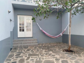 Vivenda com pátio, no coração do Mindelo